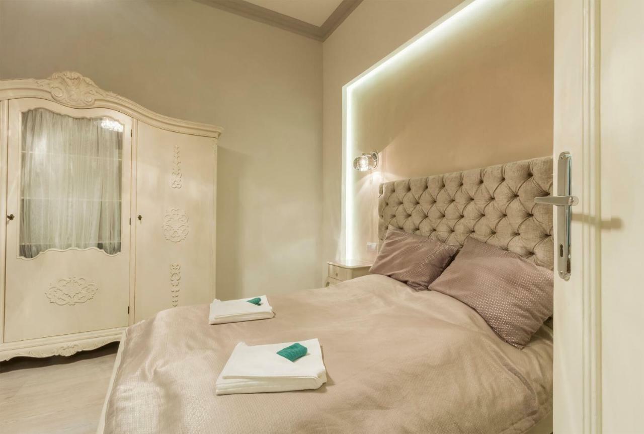 בודפשט Vori Vori De Luxe Apartment מראה חיצוני תמונה